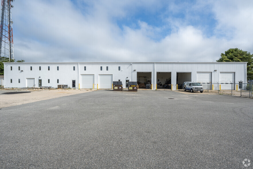 20 Commerce Park Rd, Pocasset, MA for rent - Building Photo - Image 1 of 24