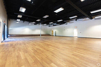 3201 Atlanta Industrial Pky NW, Atlanta, GA for rent Building Photo- Image 2 of 7