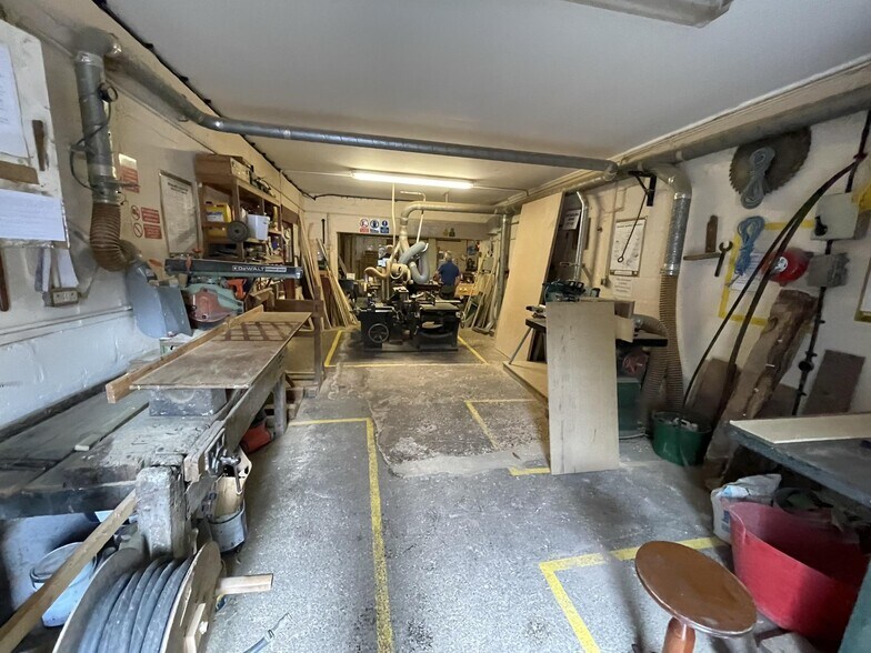 Cross St, Tenbury Wells for sale - Interior Photo - Image 3 of 3