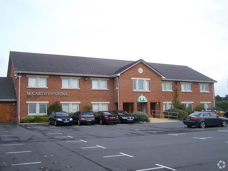 Turner Dr, Yate for sale - Building Photo - Image 2 of 3