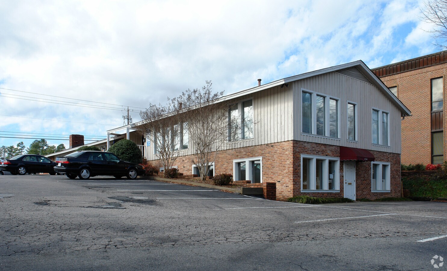 6400 Falls of Neuse Rd, Raleigh 27615 UK