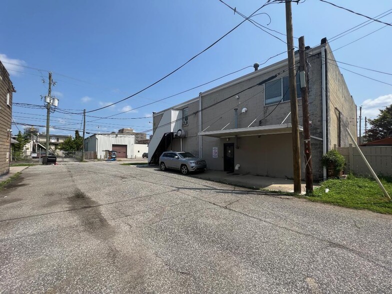 625 8th St, Huntington, WV for rent - Building Photo - Image 2 of 21