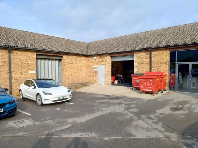 More details for 24-28 Knowl Piece, Hitchin - Light Industrial to Rent