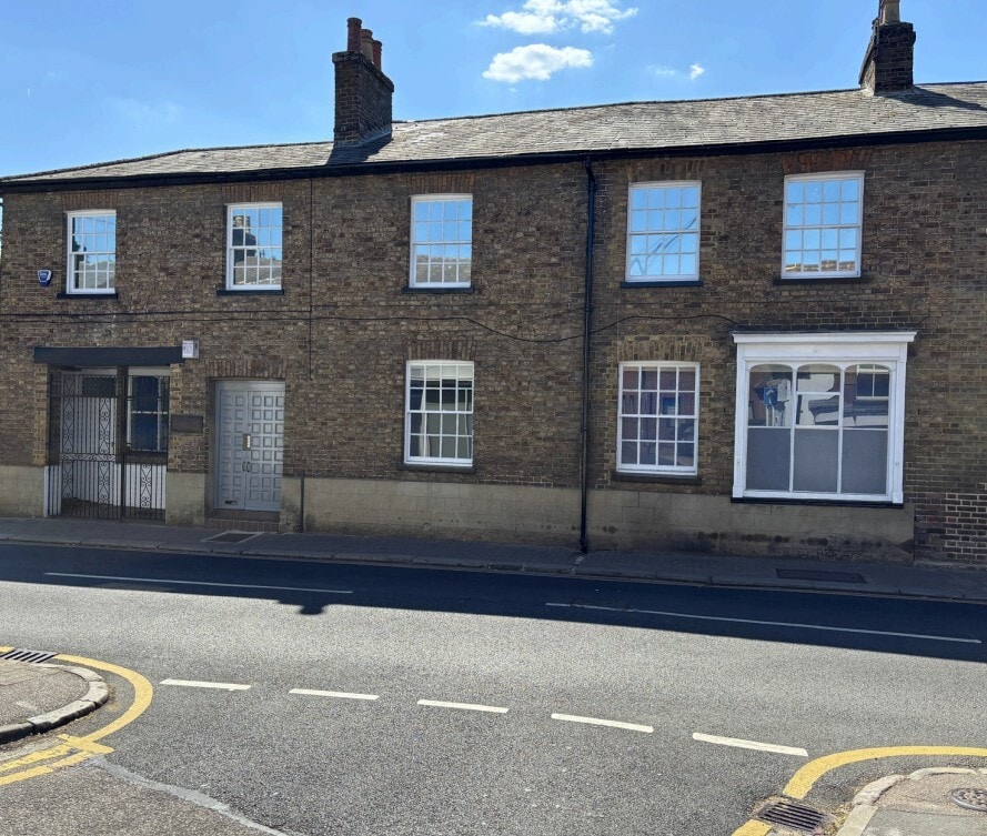 30-32 Church St, Rickmansworth for sale Building Photo- Image 1 of 2