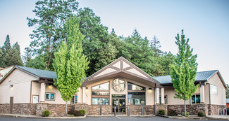 More details for 145 N Redwood Hwy, Cave Junction, OR - Retail for Rent