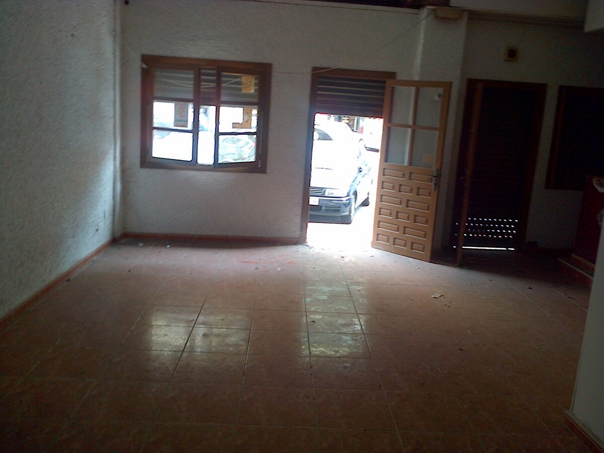 Málaga, MAL 29002 - Unit - -  - Interior Photo - Image 1 of 8