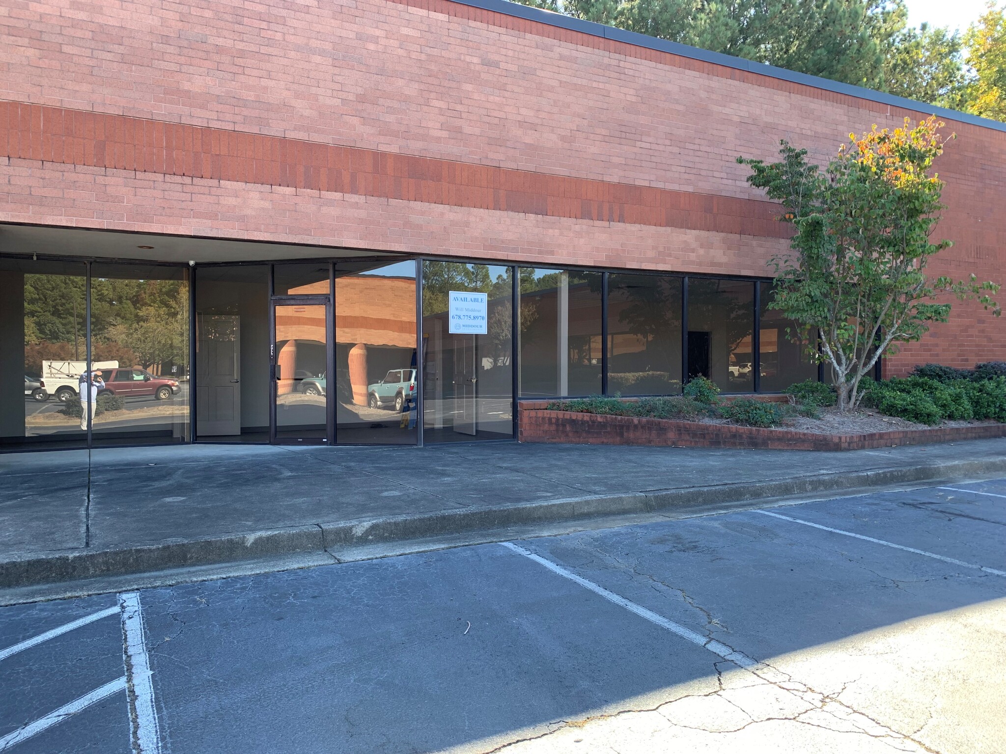 4896 N Royal Atlanta Dr, Tucker, GA for rent Building Photo- Image 1 of 7