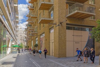 Tower Bridge Rd, London for sale Building Photo- Image 1 of 1