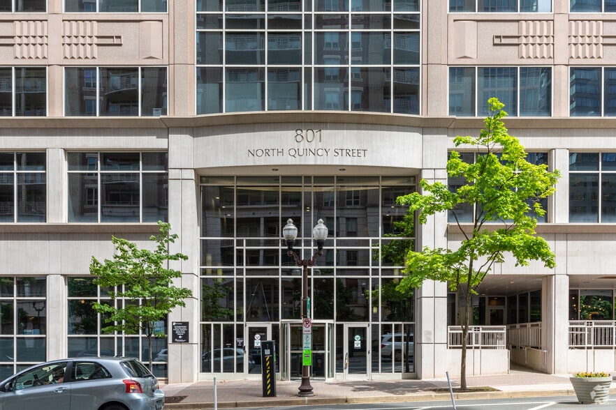 801 N Quincy St, Arlington, VA to rent - Building Photo - Image 3 of 6