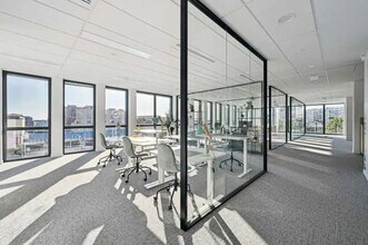 Office in Bagneux to rent Building Photo- Image 2 of 5