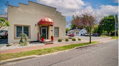 37 S Main St, Windsor, NJ for rent Building Photo- Image 1 of 14