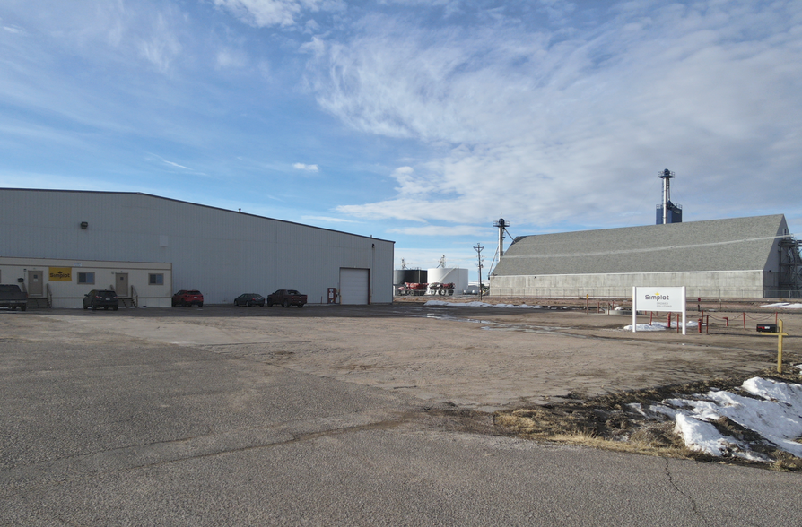 220757 E 92 Hwy, Gering, NE for sale - Building Photo - Image 1 of 4