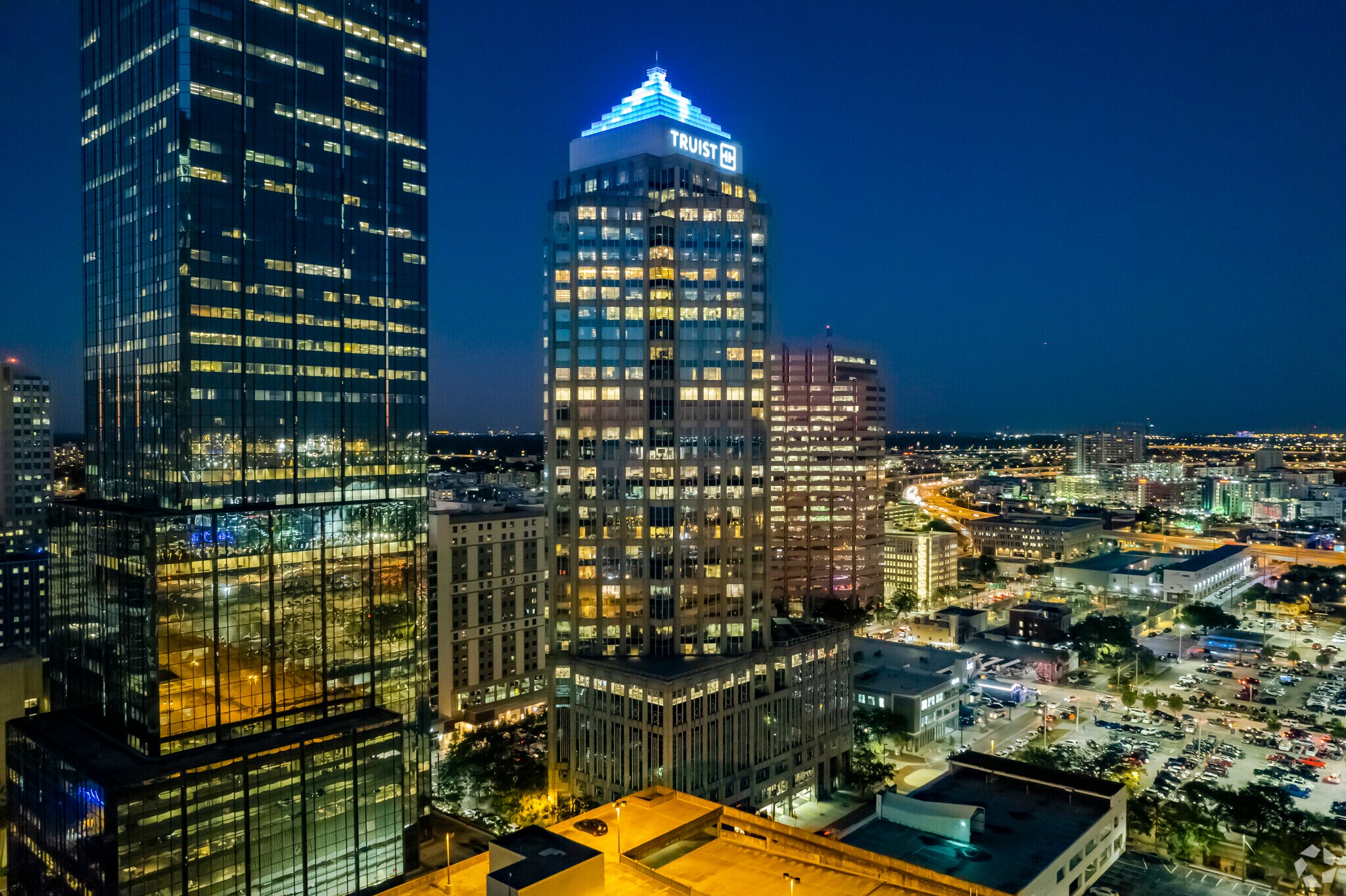 401 E Jackson St, Tampa, FL to rent Building Photo- Image 1 of 25