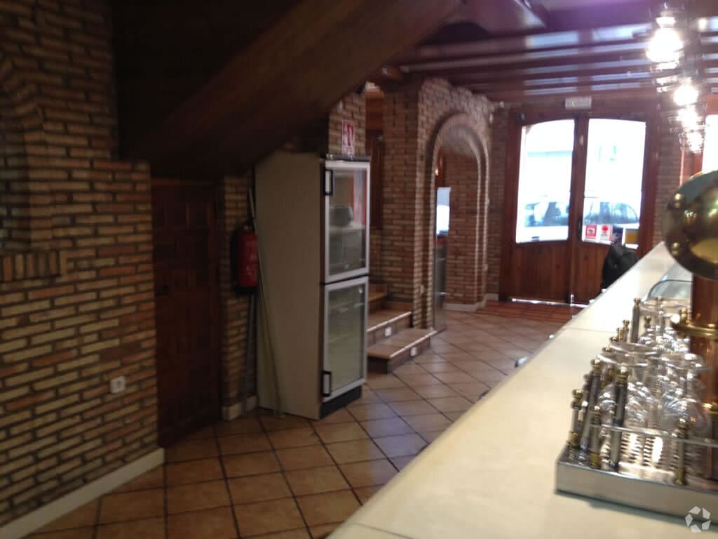 Madrid, MAD 28009 -  -  - Interior Photo - Image 1 of 7