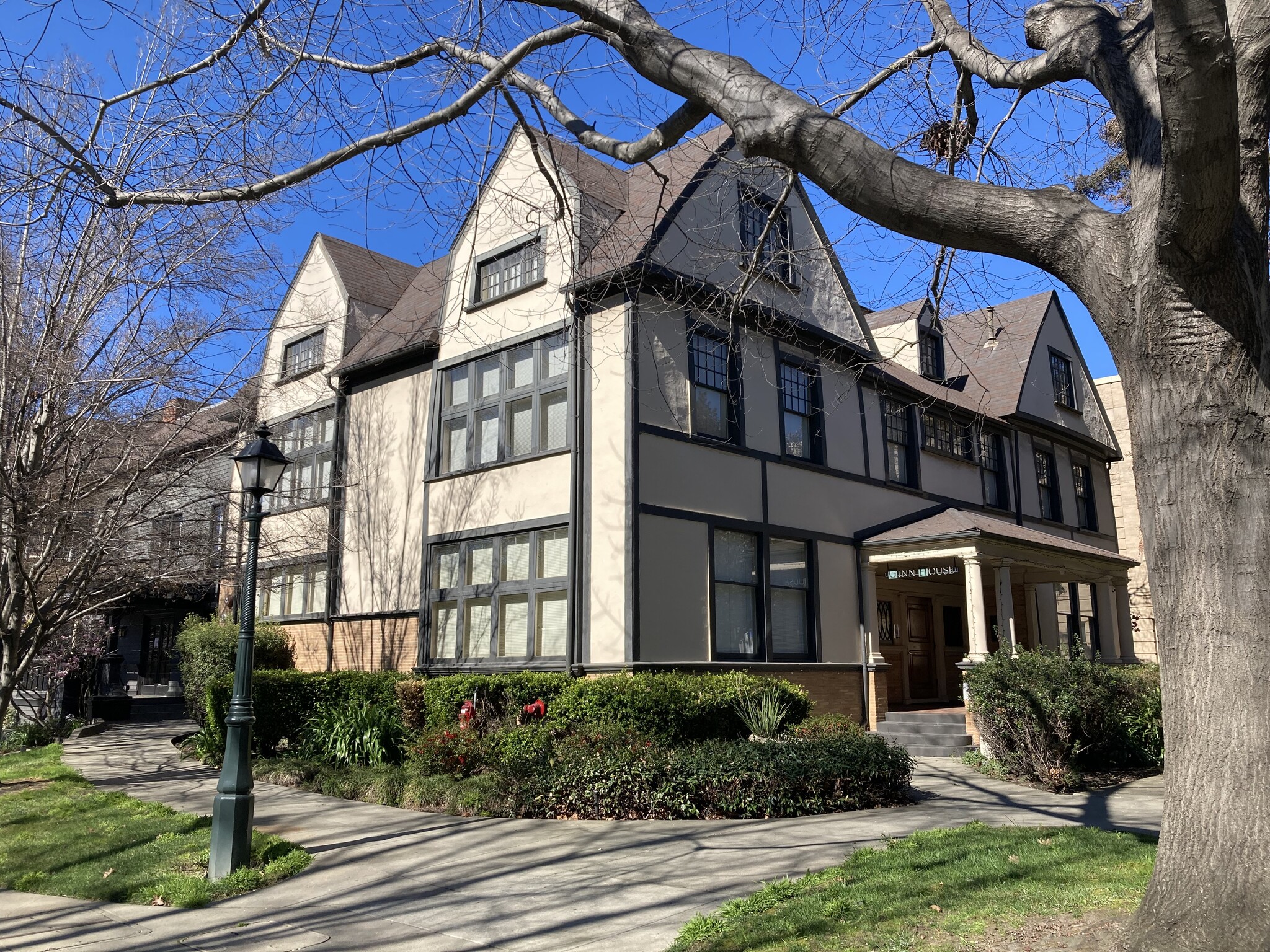 654 13th St, Oakland, CA for rent Building Photo- Image 1 of 10