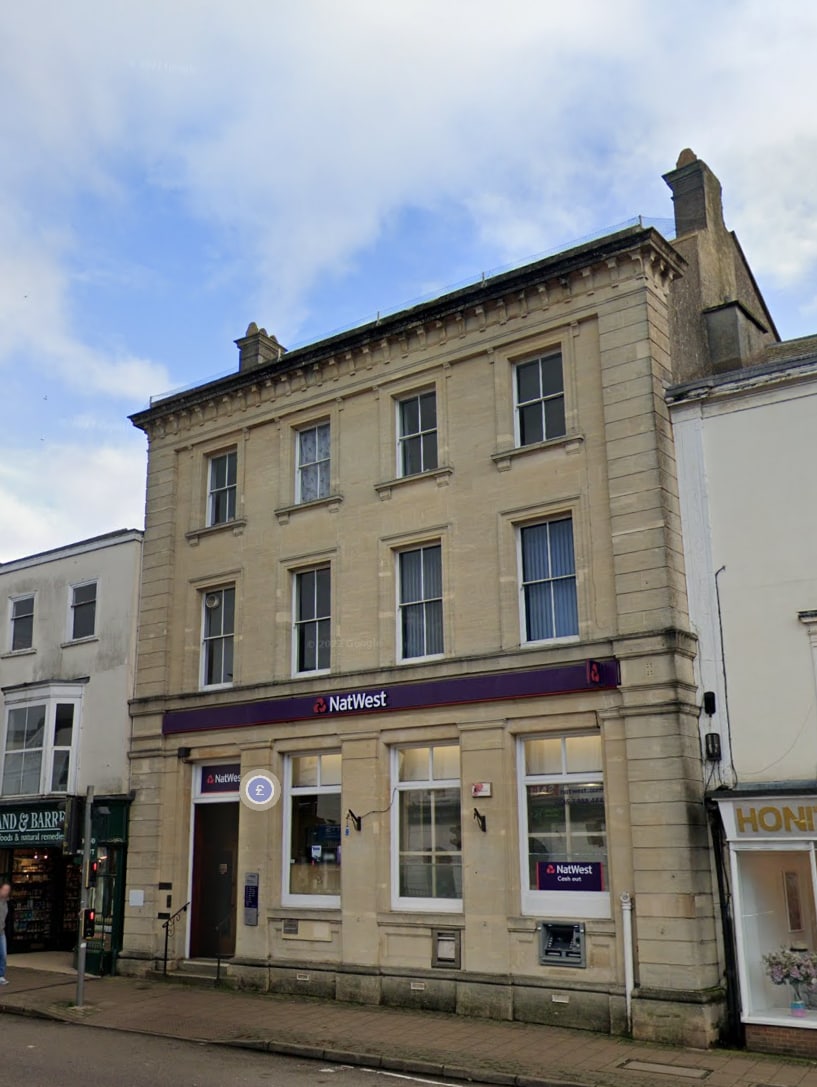 94 High St, Honiton for sale Primary Photo- Image 1 of 2