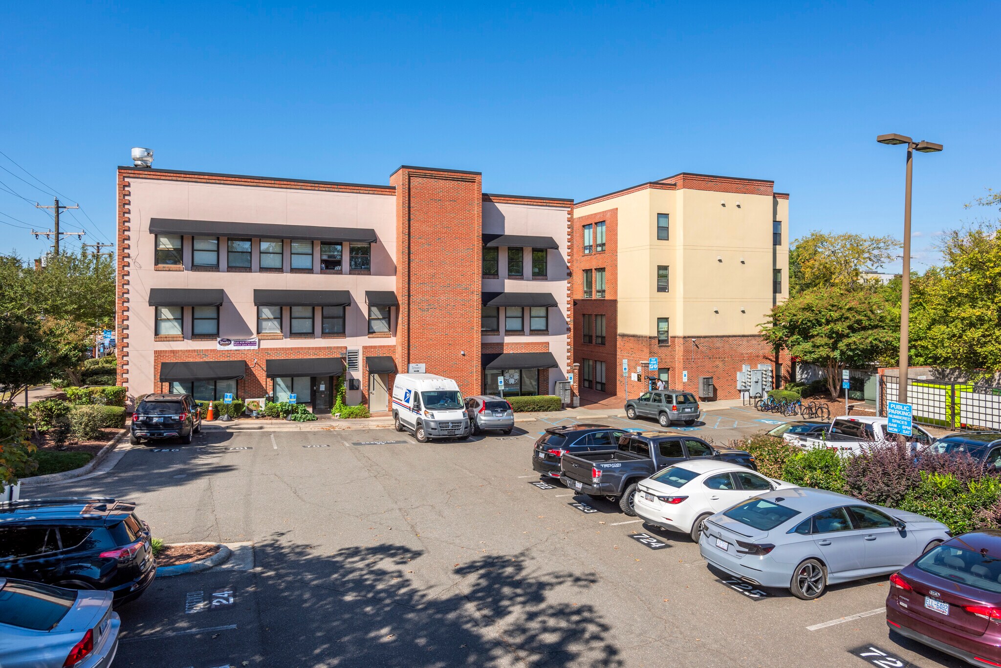 431 W Franklin St, Chapel Hill, NC for sale Building Photo- Image 1 of 1