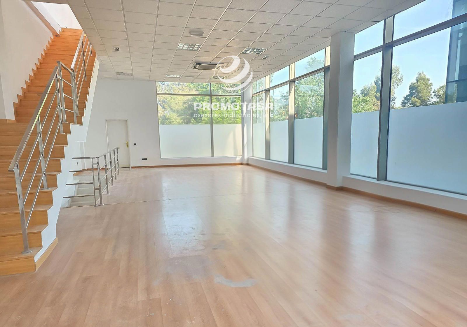 Retail in Arganda del Rey, Madrid to rent Interior Photo- Image 1 of 5