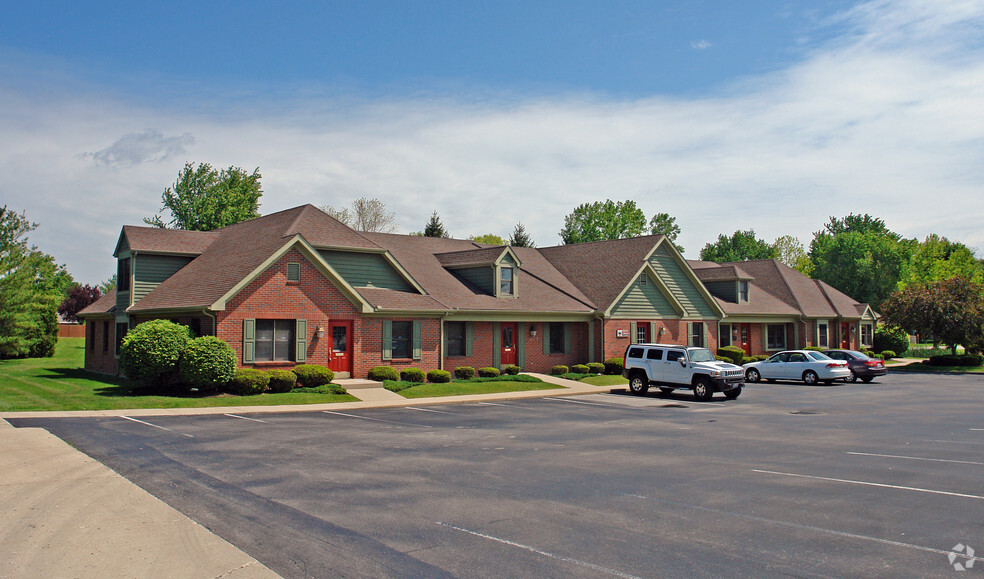 1015-1065 E Centerville Station Rd, Centerville, OH for sale - Building Photo - Image 1 of 16