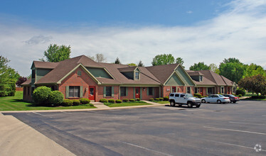 1015-1065 E Centerville Station Rd, Centerville, OH for sale Building Photo- Image 1 of 17