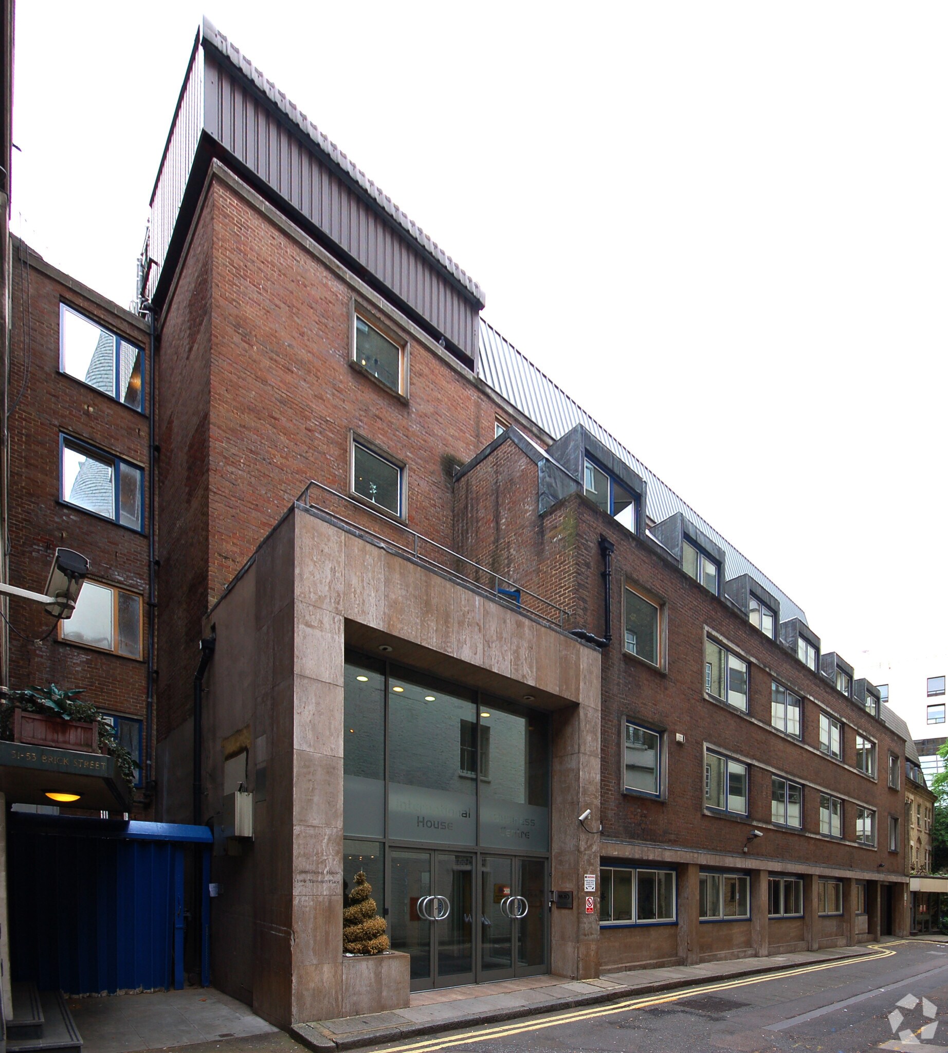 1-6 Yarmouth Pl, London for sale Building Photo- Image 1 of 1