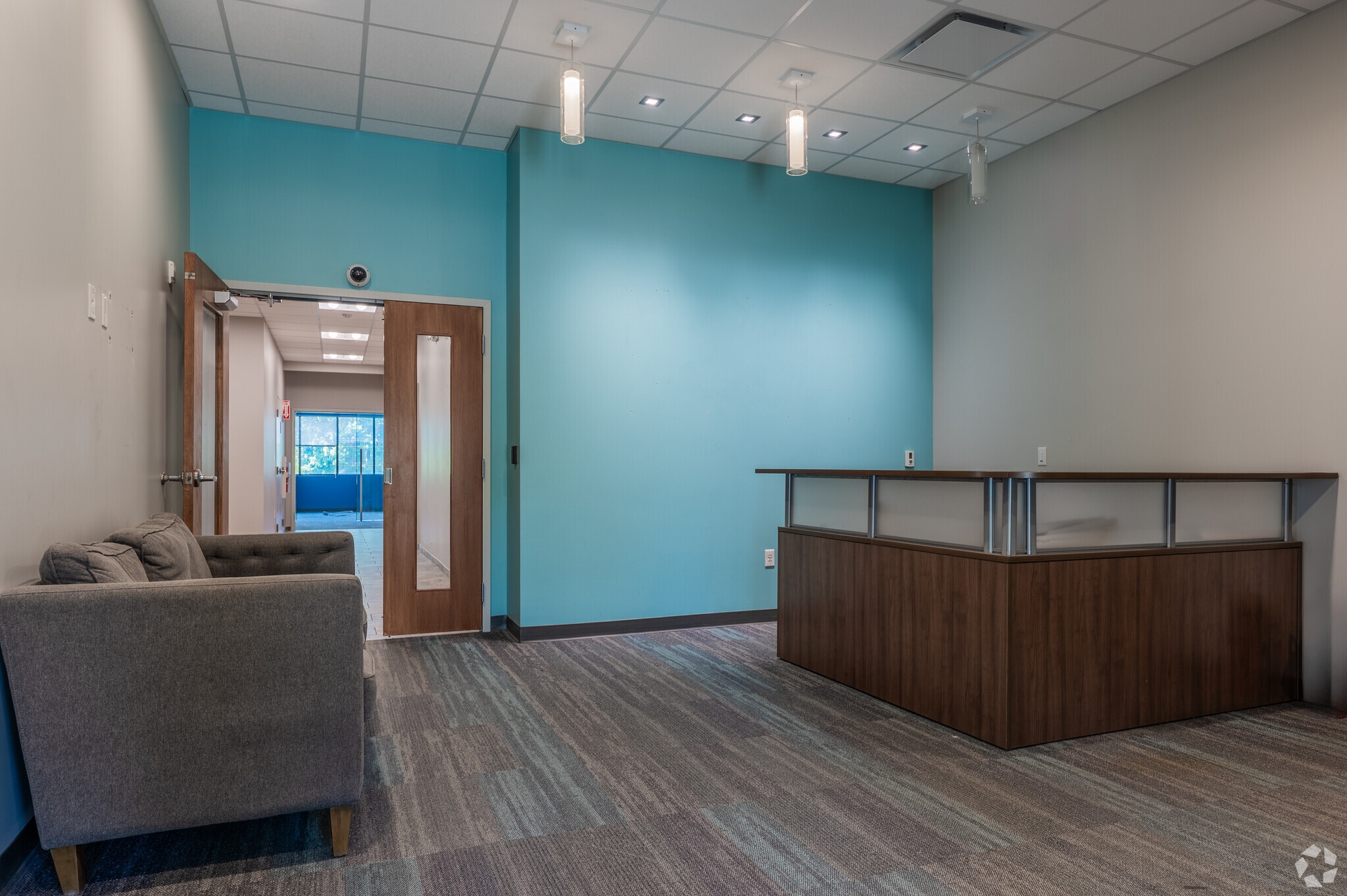 200 Business Center Dr, Pittsburgh, PA to rent Interior Photo- Image 1 of 21