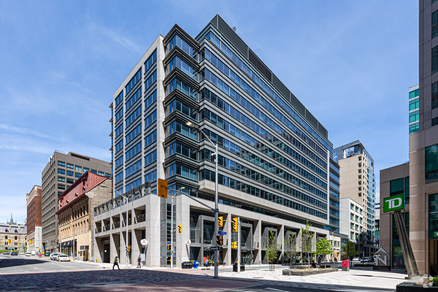 129-131 Queen St, Ottawa, ON for rent - Primary Photo - Image 1 of 4