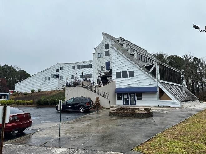 5000 Snapfinger Woods Dr, Decatur, GA for sale Building Photo- Image 1 of 1
