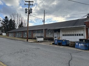 322 Fourth st, Emmaus, PA for rent Building Photo- Image 1 of 3