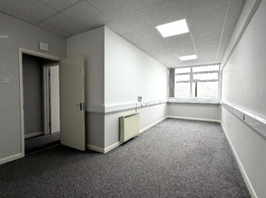 Courtenay St, Newton Abbot to rent Interior Photo- Image 1 of 2