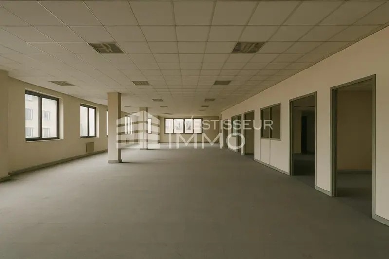 Office in Paris for sale - Interior Photo - Image 3 of 3