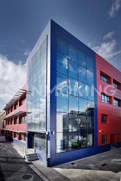 Office in Paterna, Valencia for sale - Building Photo - Image 1 of 12