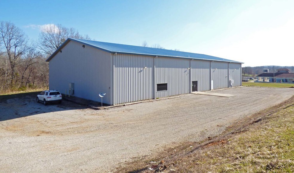 16 Nix Ridge Rd, Ash Flat, AR 72513 UK