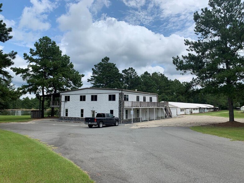 1 Laser Ln, Hazlehurst, GA 31539 UK