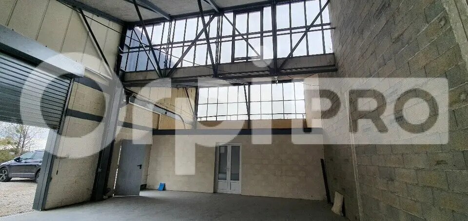 Light Industrial in Nangis for sale - Interior Photo - Image 2 of 4