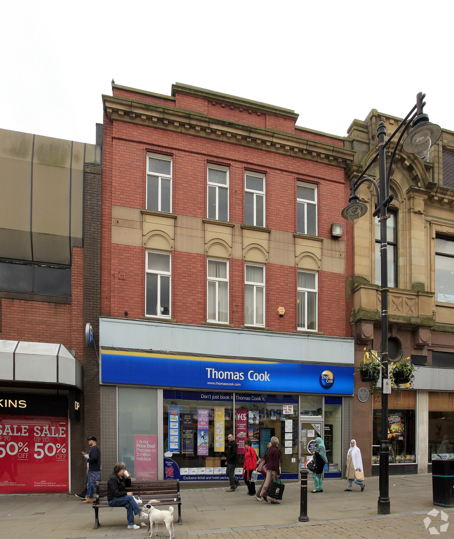 10 High St, Oldham for sale Primary Photo- Image 1 of 1