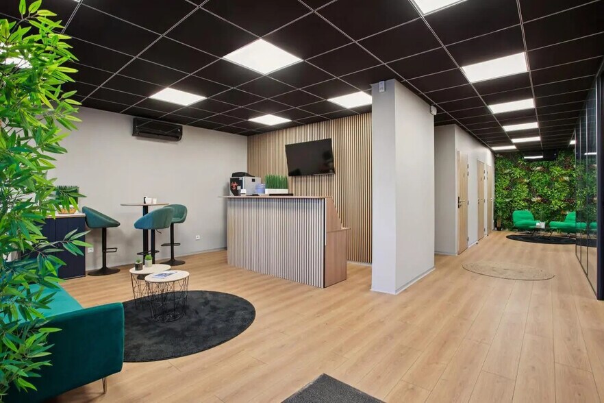 Light Industrial in Brétigny-sur-Orge for sale - Interior Photo - Image 3 of 14