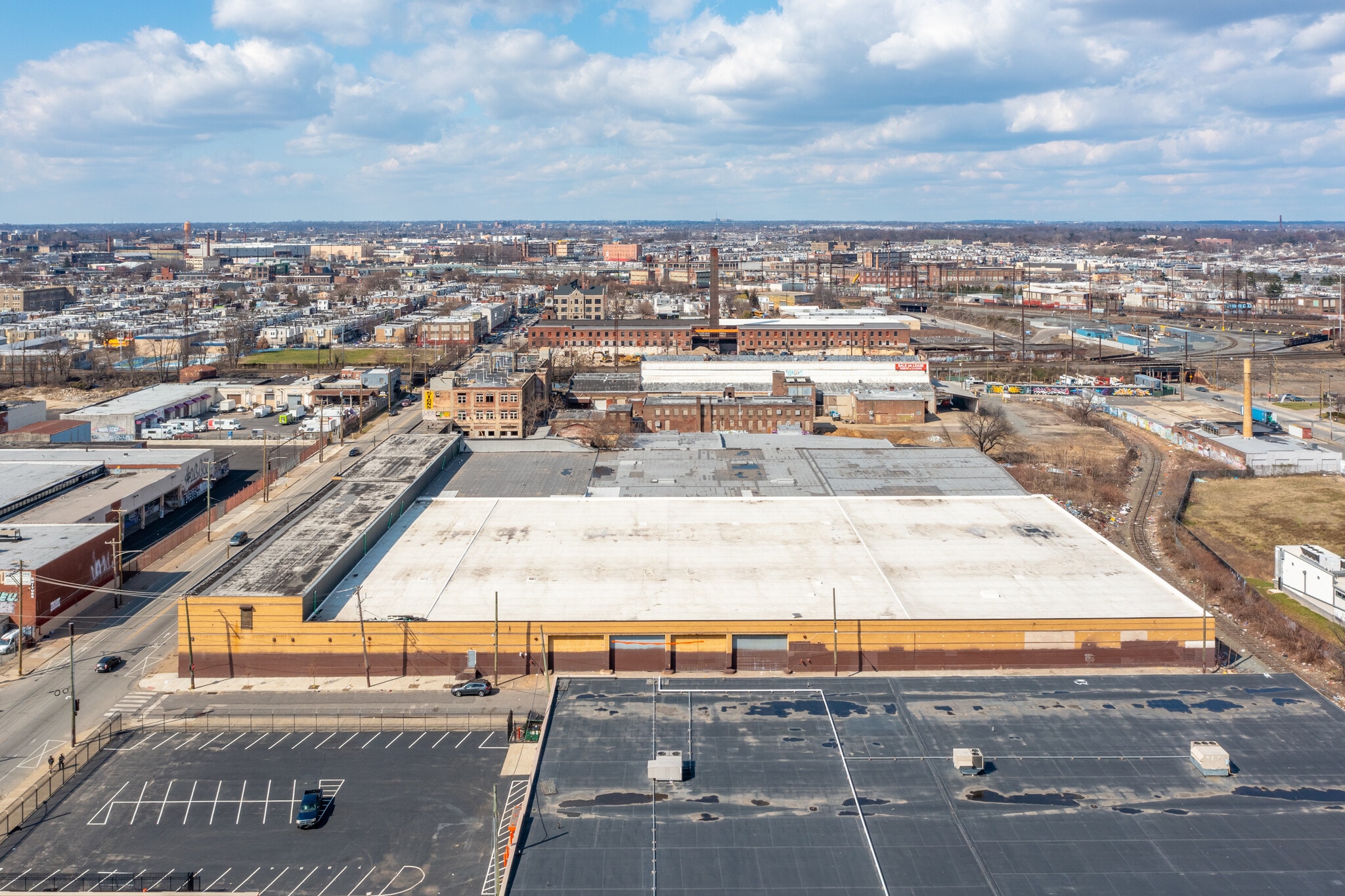 2235 Castor Ave, Philadelphia, PA to rent Building Photo- Image 1 of 4