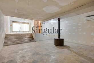 Retail in Barcelona, Barcelona to rent Interior Photo- Image 2 of 23