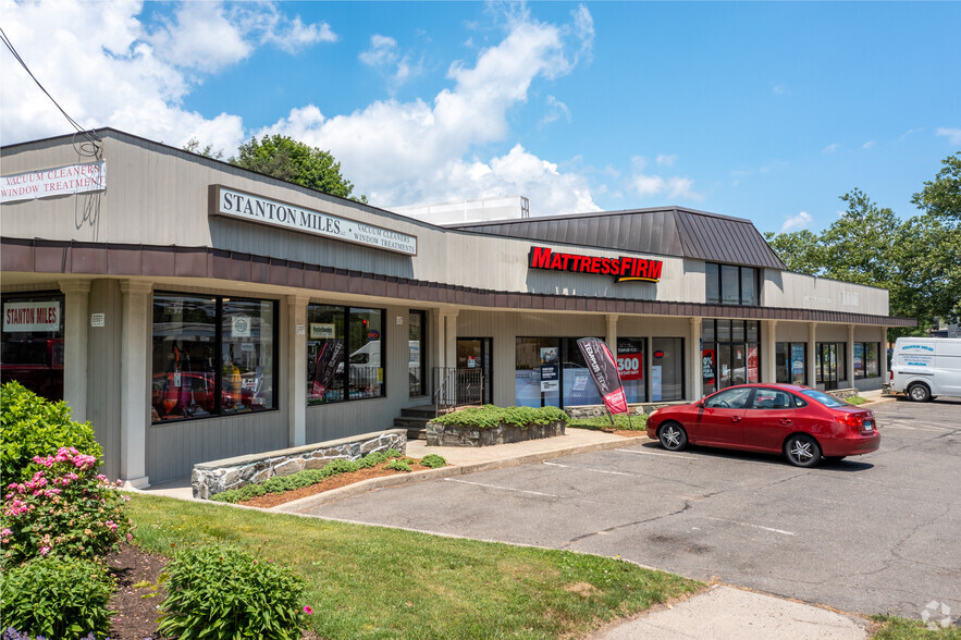 1803-1807 Post Rd E, Westport, CT for rent - Building Photo - Image 1 of 3