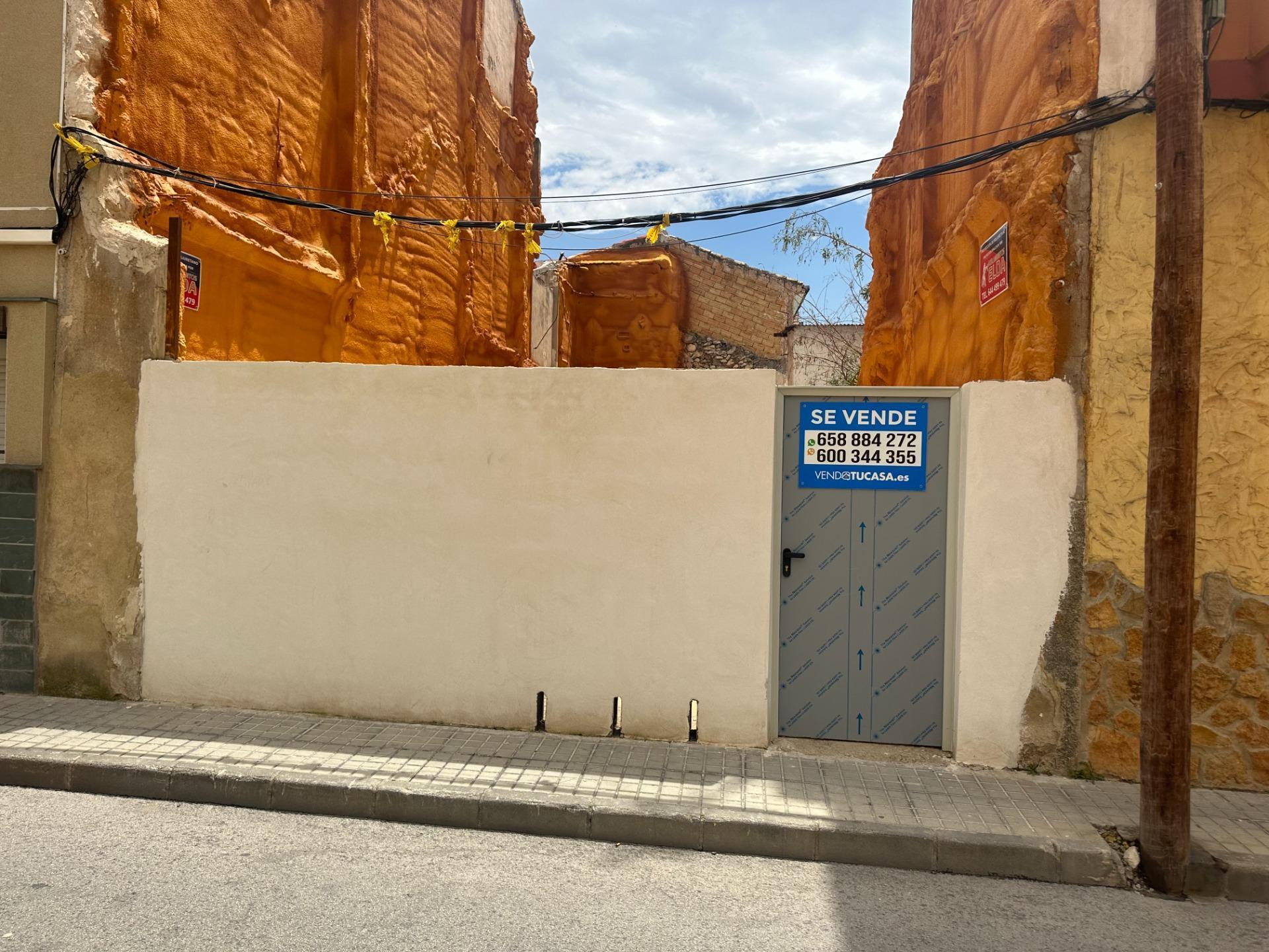 Land in Elda, Alicante for sale Building Photo- Image 1 of 4