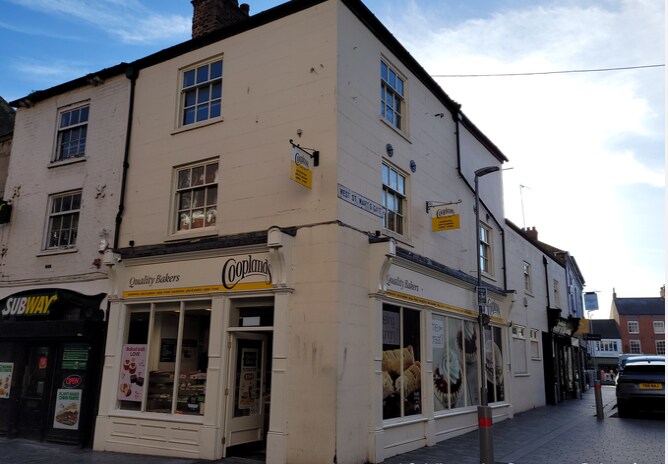 18 Victoria St, Grimsby for sale Primary Photo- Image 1 of 3