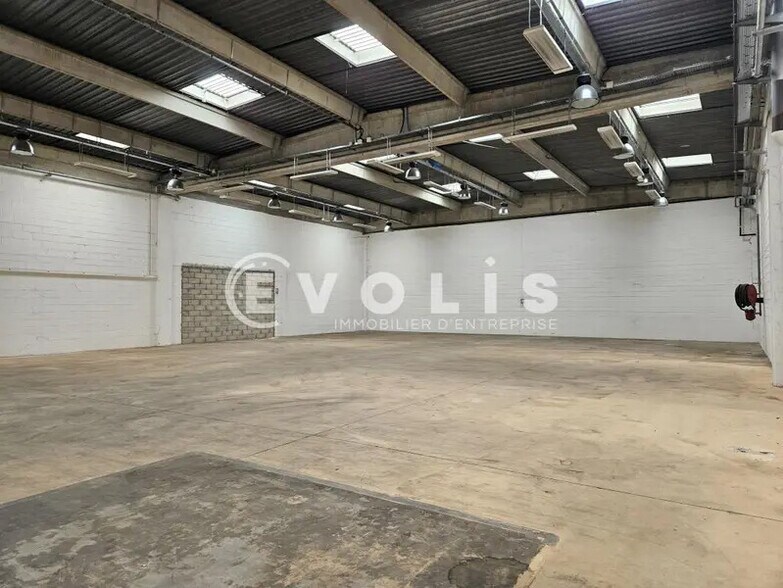 9 Rue Salvador Allende, Palaiseau to rent - Interior Photo - Image 3 of 16