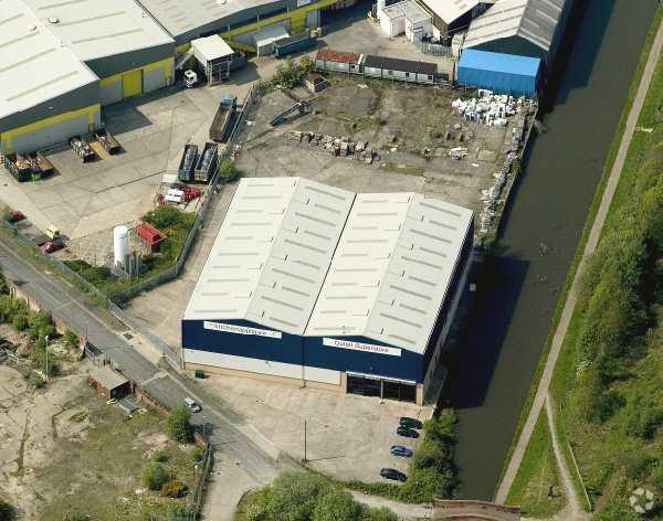 Cromwell Rd, Ellesmere Port for sale - Primary Photo - Image 1 of 1