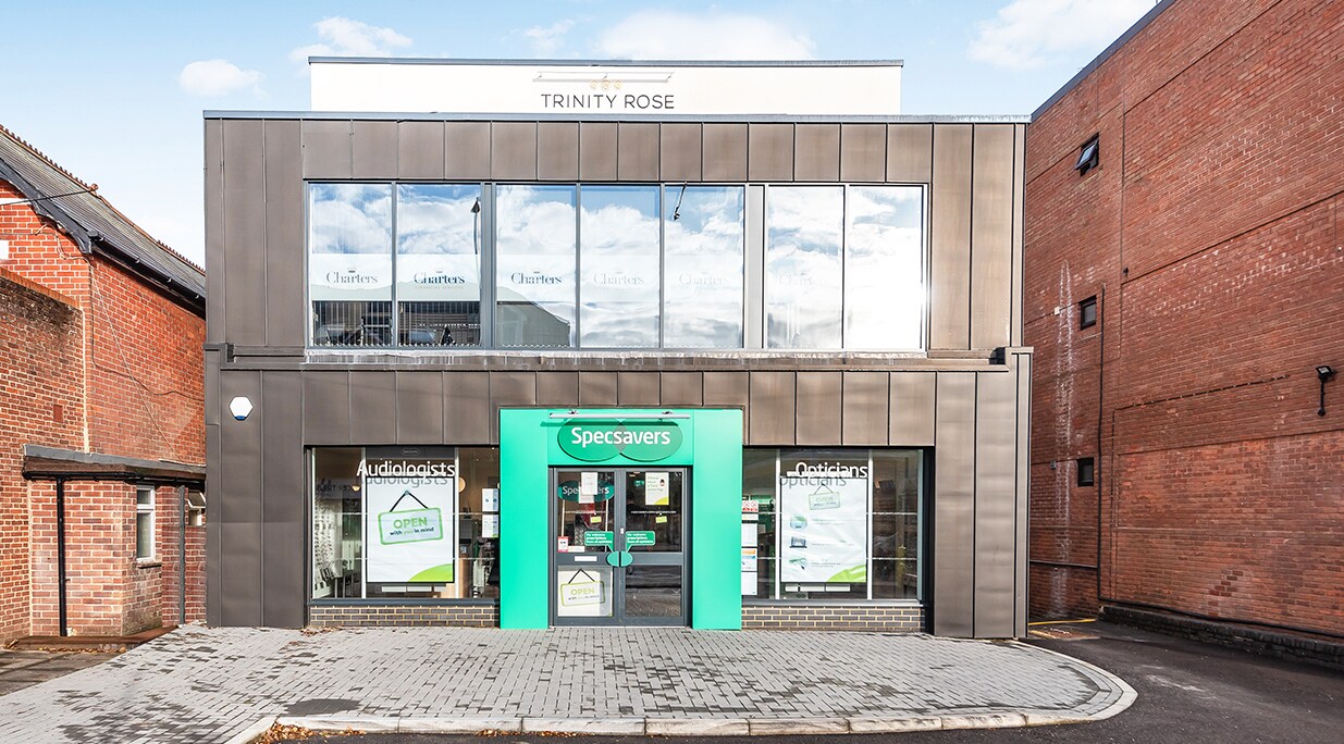 123 Winchester Rd, Eastleigh for sale Primary Photo- Image 1 of 1