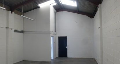 Field Rd, Walsall to rent Interior Photo- Image 1 of 3