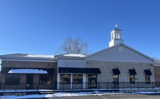 More details for 5617 N High St, Columbus, OH - Retail for Rent