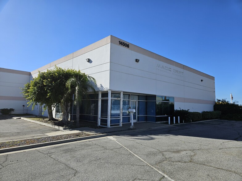 14506 Arrow Hwy, Baldwin Park, CA for rent - Building Photo - Image 1 of 4