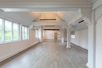 21-25 Hart St, Henley On Thames to rent Interior Photo- Image 1 of 6