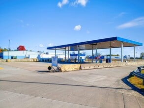 818 Corning Way, Martinsburg, WV to rent Building Photo- Image 1 of 4